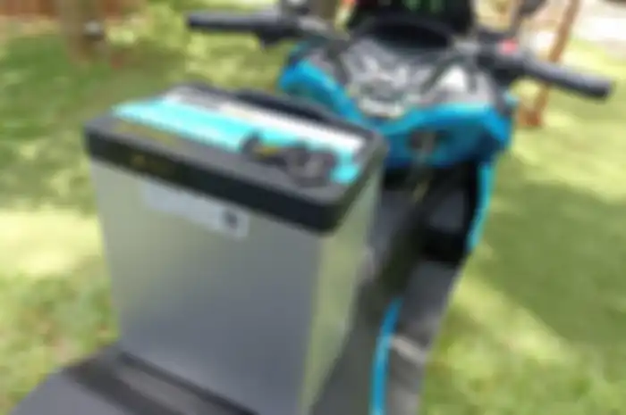 Baterai motor listrik Alva One XP punya spesifikasi khusus untuk pasar Indonesia. Ini alasannya. 