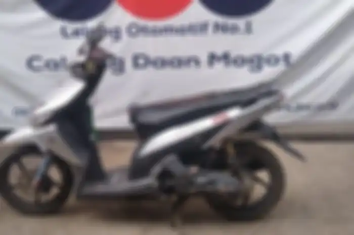 Uang mulai Rp 1 jutaan bisa bawa pulang motor  murah Honda Vario di Jakarta.