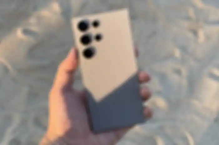 Samsung Galaxy S24 Ultra dilengkapi dengan sistem kamera zoom 50MP yang bisa menghasilkan gambar epic