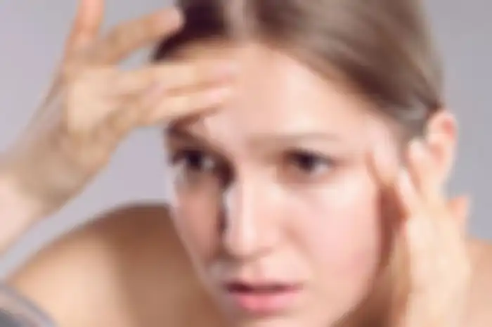 arti kedutan di kening 