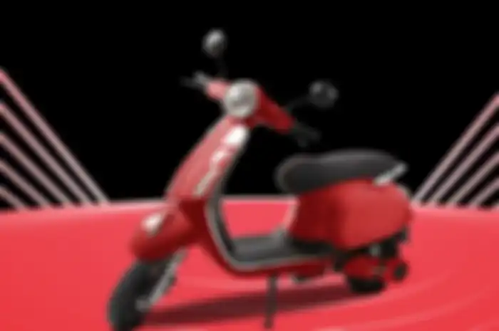 Sikat motor listrik murah meriah mirip Vespa dijual cuma Rp 7,9 jutaan, performa dan fiturnya bikin penasaran.