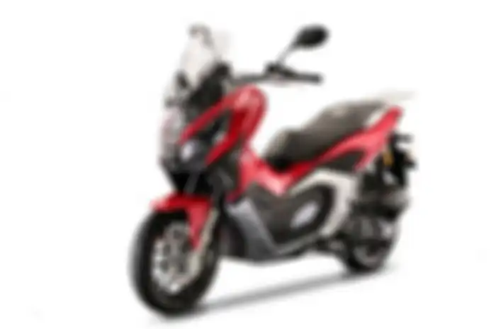 Pesaing berat Honda ADV 160 versi murah tampang sangar mesin 150cc harga cuma Rp 21 jutaan, fiturnya lengkap.