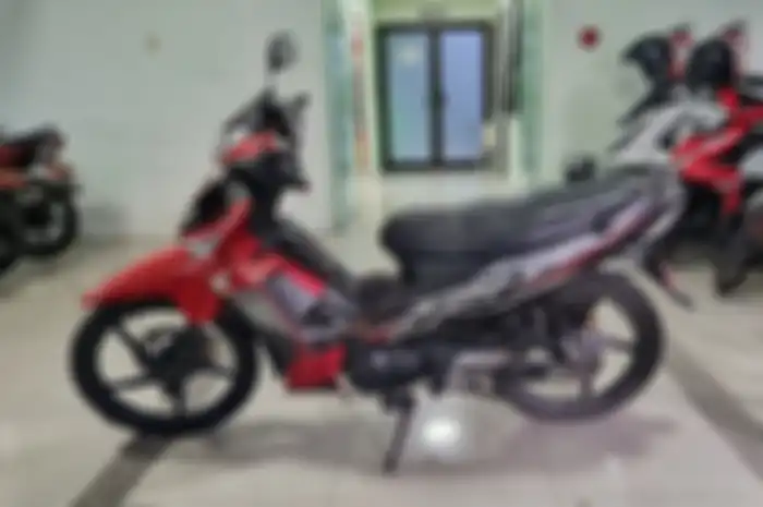 Obral motor murah irit bensin Honda Supra X 125 cuma Rp 1 jutaan