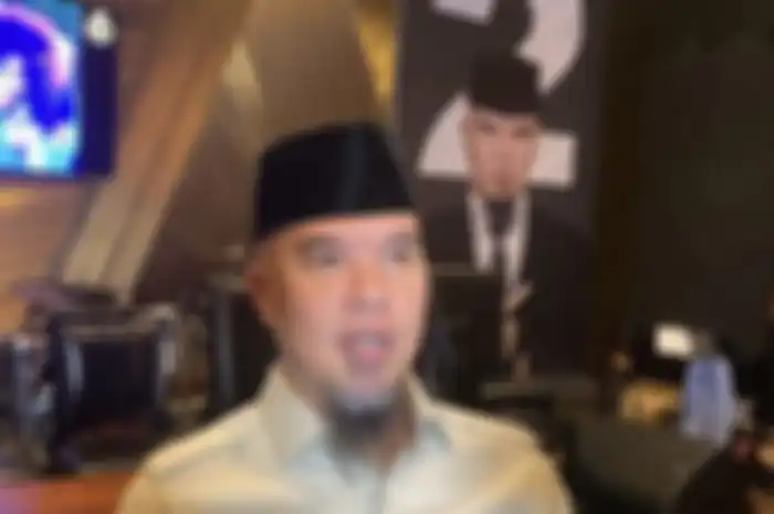 Musisi Ahmad Dhani saat berada di Surabaya, Sabtu (23/12/2023). 