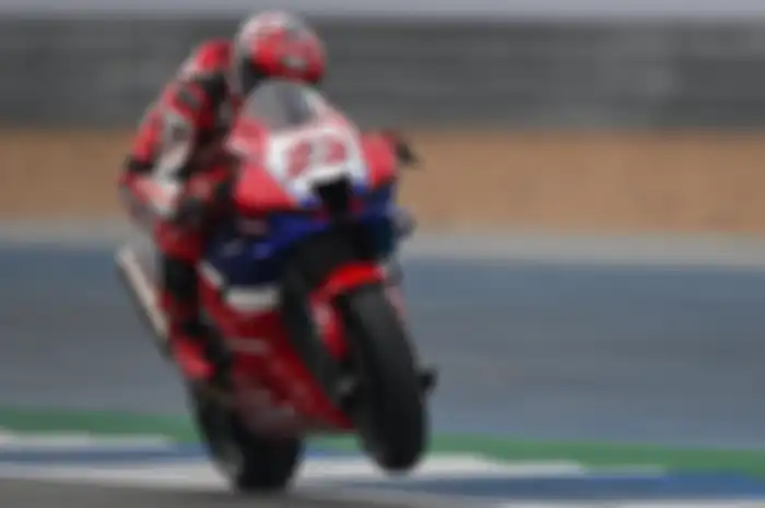 Andi Gilang pakai Honda CBR1000RR-R SP terbaru yang sama seperti yang dipakai tim pabrikan Honda di WSBK. 