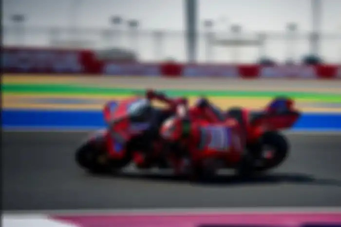 Harga motor MotoGP Ducati Desmosedici GP24 akhirnya terkuak. Mahal dan tak terjangkau. 