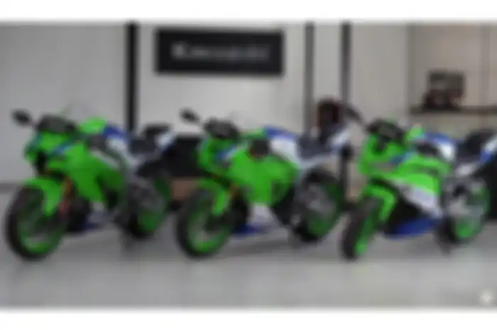 Kawasaki Ninja 40th Anniversary diluncurkan di Indonesia