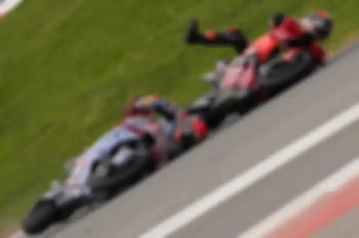 Marc Marquez dan Francesco Bagnaia tabrakan di MotoGP Portugal 2024