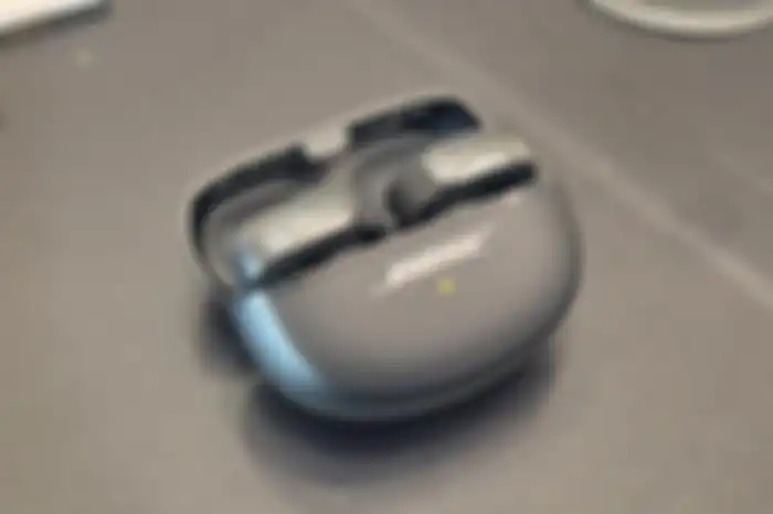 BOSE Ultra Open Ear resmi diperkenalkan di Indonesia dan dijual dengan harga Rp 4,999 Juta