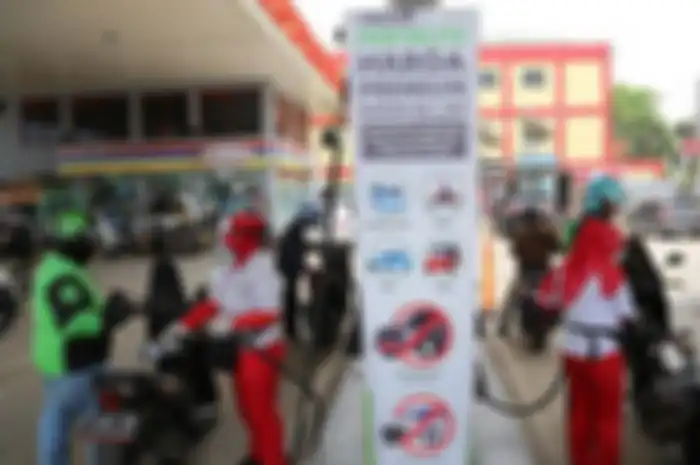PT Pertamina Persero akan menghapus Pertalite dan digantikan bensin baru RON 92, harganya sama yakni Rp 10 ribu per liter.