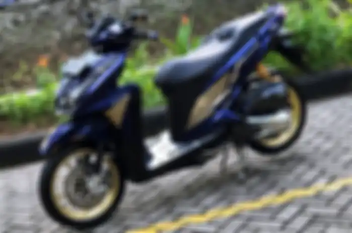 Modifikasi Honda Vario 125 KZR dari RD Matic Shop