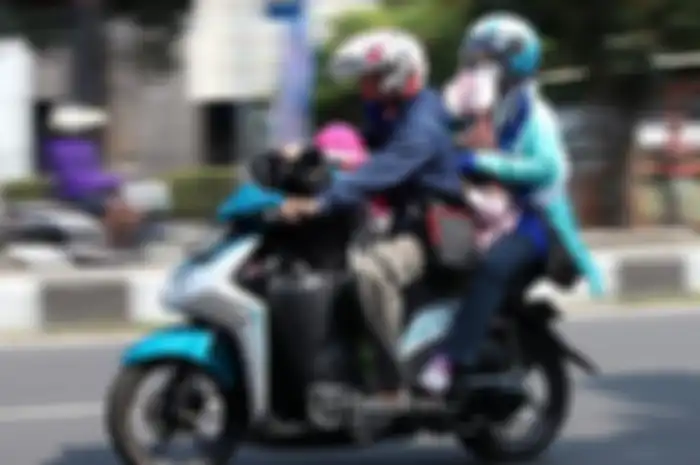 Ilustrasi pemudik motor saat libur Lebaran. 