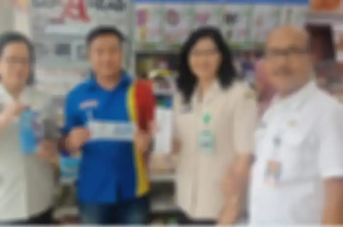 Proses cepat langsung beres bayar pajak kendaraan bermotor di Indomaret tidak perlu ke Samsat untuk pengesahan dan cetak bukti pembayaran.
