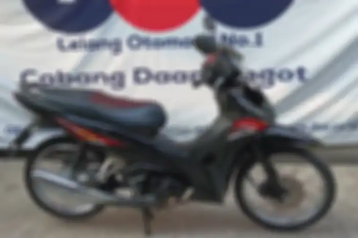 Honda Revo Fit dilelang Rp 1,5 juta, motor murah di Jakarta ini dilengkapi STNK dan BPKB.