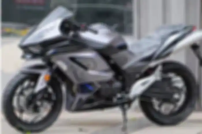 Kembaran Ninja H2 harga murah cuma Rp 25 juta mesin 400cc.