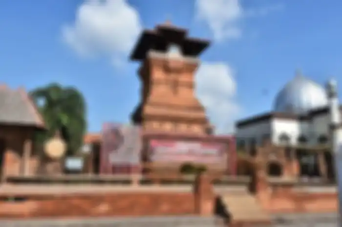 Masjid Menara Kudus, contoh bukti akulturasi budaya pra-Islam dan budaya Islam di Indonesia. Artikel ini akan secara lengkap menjelaskan 5 alasan kenapa Islam mudah diterima oleh masyarakat Indonesia.