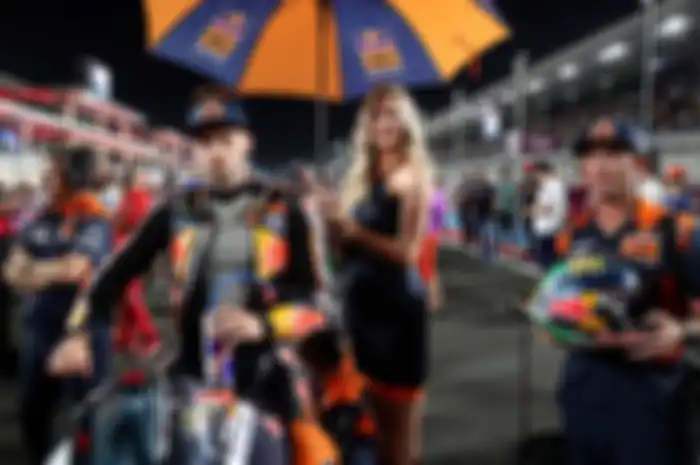 Salah satu dampak saham MotoGP dibeli oleh F1, kini nasib Umbrella Girls di MotoGP juga terancam akan dihapuskan?