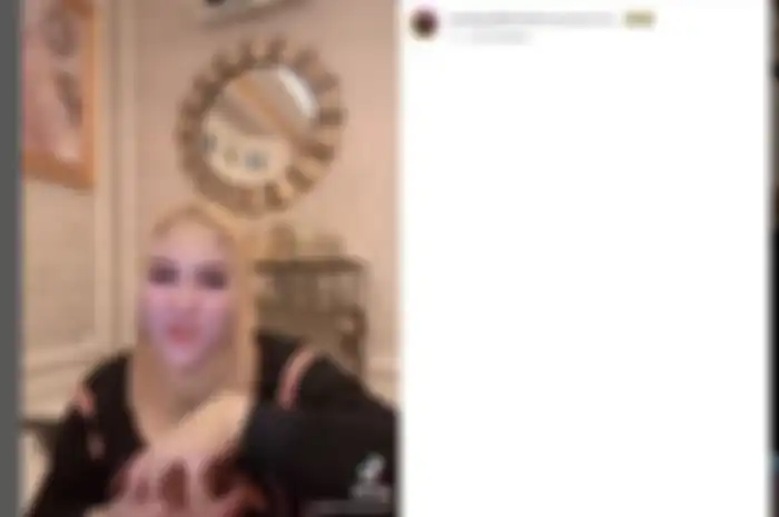 gaya bos skincare Mira Hayati viral, kenakan hijab emas mentereng