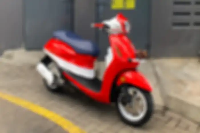 Modifikasi motor Yamaha Grand Filano. 