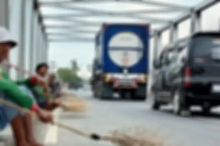Pendpatan penyapu koin logam di Indramayu bisa segini