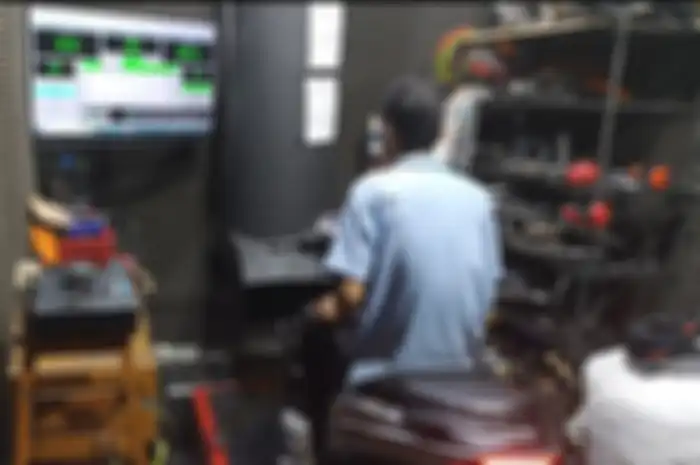 Ilustrasi tes dyno Yamaha LEXi LX 155. Ganti koil racing pun bisa membuat motor terasa lebih responsif. 