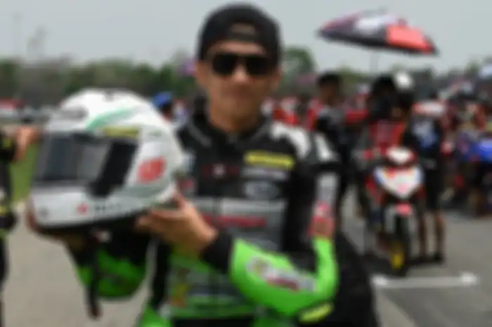 Pembalap Indonesia, Wahyu Aji Trilaksana berpeluang naik ke puncak klasemen sementara di ARRC China 2024. 