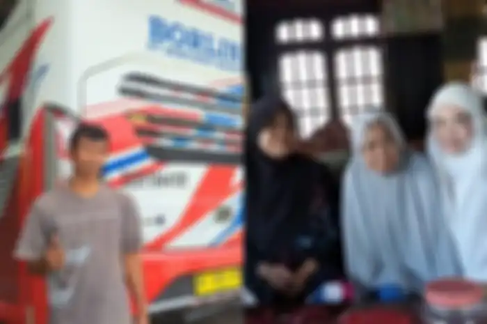 Satir dan keluarganya yang membantu memberi makan penumpang di hari raya lebaran