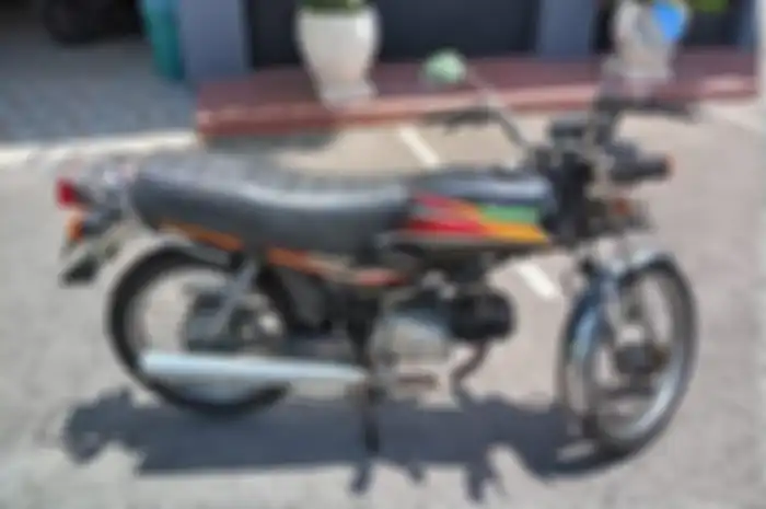 Honda Win tahun 2003 ini jadi motor murah yang dilelang di Madiun.