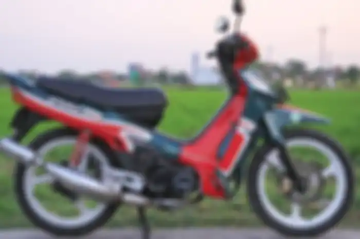 Yamaha pernah merajai pasar motor bebek 2-tak, beberapa varian muncul mulai dari Force One, F1Z dan F1ZR edisi Caltex.