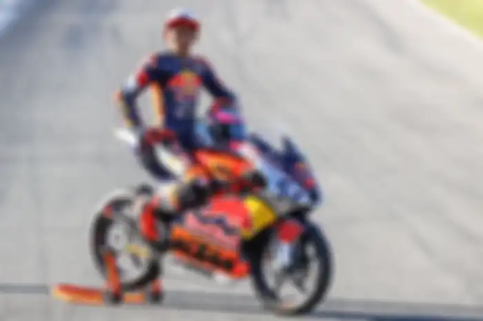 Pembalap Indonesia, Veda Ega Pratama akan debut di Red Bull Rookies Cup MotoGP. Pembalap Honda tapi boleh pakai KTM. 