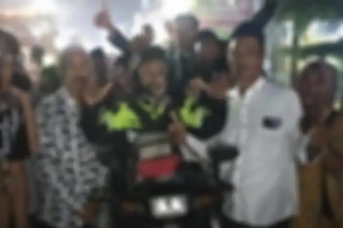 Warga Jember naik haji pakai Honda Grand