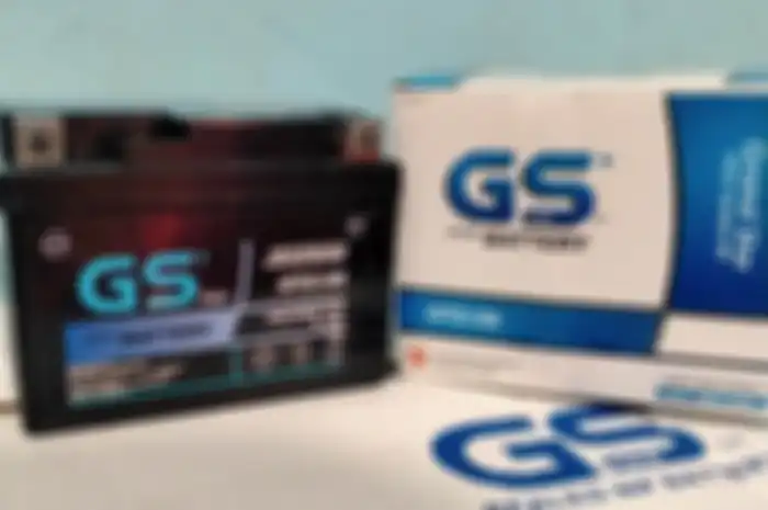 Aki GS Grand Star mirip dengan GS Stra dari warna dan tulisan