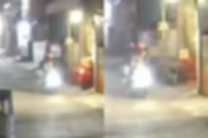 Pria tak dikenal di Bandung naik Honda BeAT lepas tembakan ke warga yang melintas.