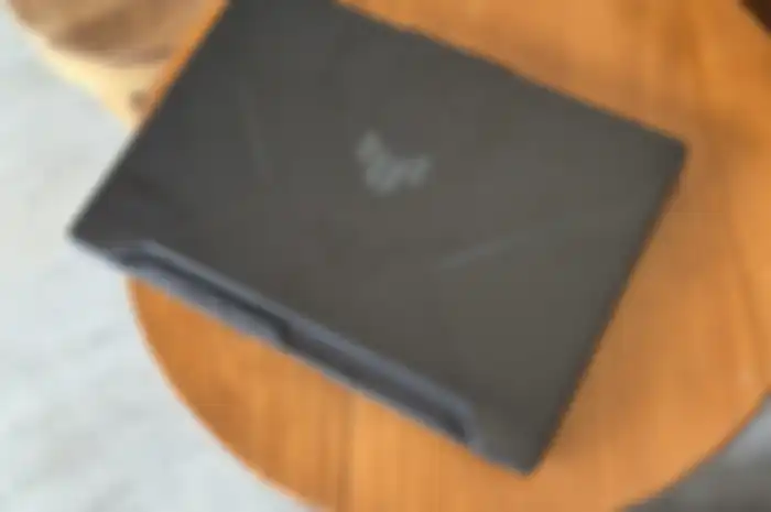 ASUS TUF Gaming A15 FA506 hadir sebagai pilihan laptop gaming dengan harga yang terjangkau
