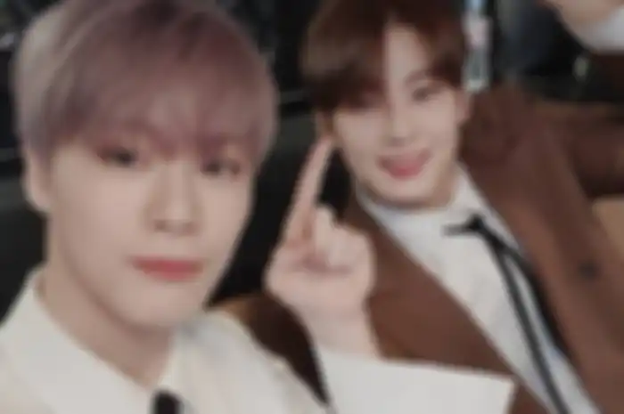 Moonbin dan Cha Eunwoo ASTRO