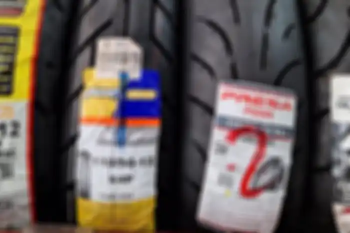 Ternyata ada merek ban motor yang cuma dijual di Planet Ban dan tidak ada di toko lain.