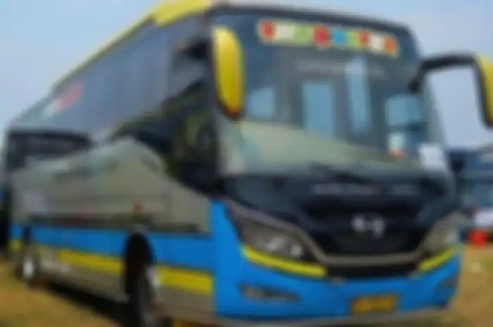 Ada tulisan The Doctor jargon Valentino Rossi di salah satu armada lama bus kecelakaan maut Subang