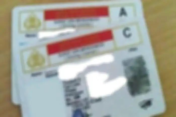 Foto ilustrasi SIM A dan C. Perpanjang SIM mati mumpung ada dispensasi, cek ketentuannya.