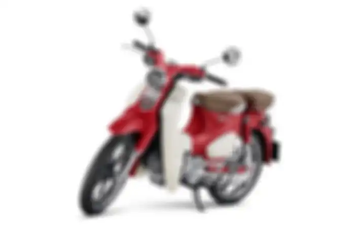 Honda Super Cub C125 menjadi motor bebek paling mahal di Indonesia. Boleh Minum Pertalite atau harus Pertamax?