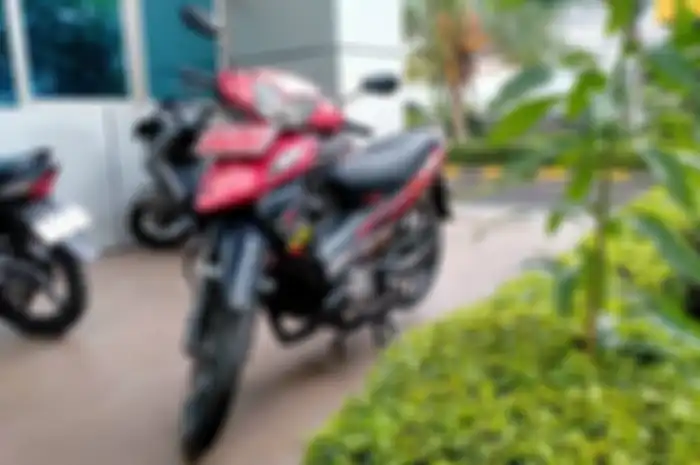 Motor murah berupa Suzuki Shogun lokasi Jakarta, pakai Pertalite enggak masalah.