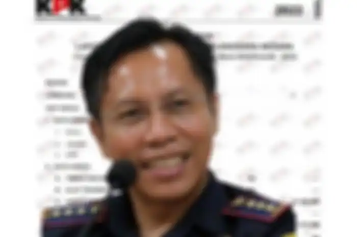 Rahmady Effendi Hutahaean dicopot dari jabatannya sebagai Kepala Kantor Bea Cukai Purwakarta.
