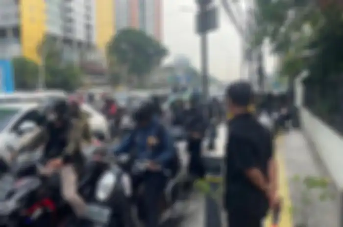 Dishub DKI Jakarta bakal sikat habis motor naik trotoar