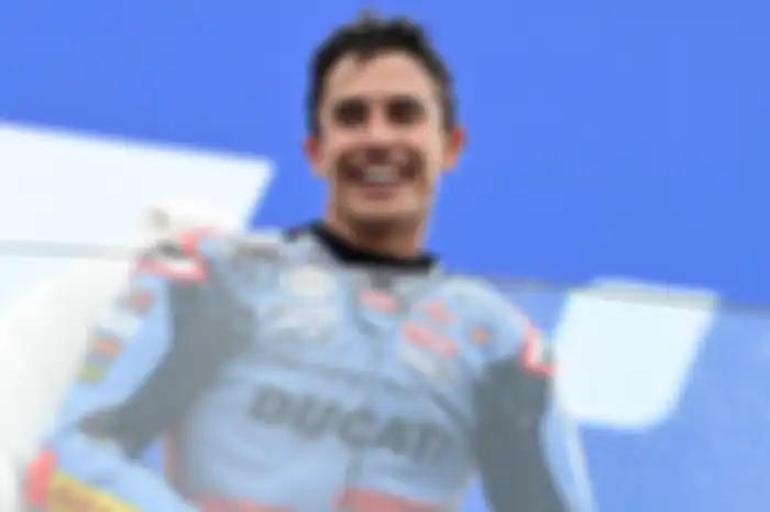 Marc Marquez bisa saja mendapatkan motor terbaru dari Ducati di tahun 2025. Namun tidak di tim pabrikan. 