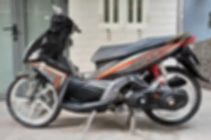 Modifikasi motor Yamaha Nouvo Vietnam bergaya Thailand look.