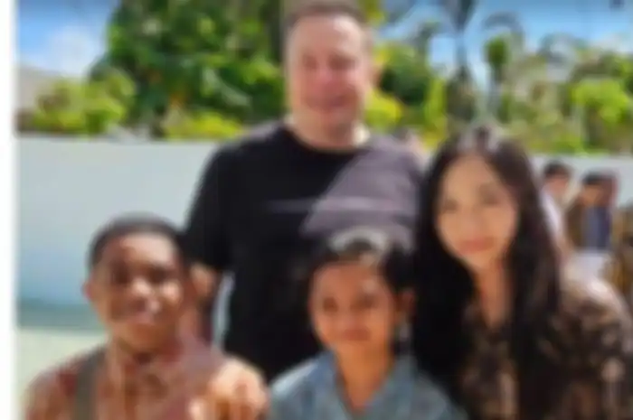 Elon Musk bersama Felicia Dahayu dan Jose 