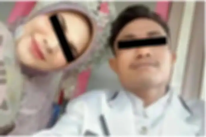 Pernikahan sejenis di Desa Sekely, Kabupaten Halmahera Selatan, Maluku Utara, bikin geger warga.