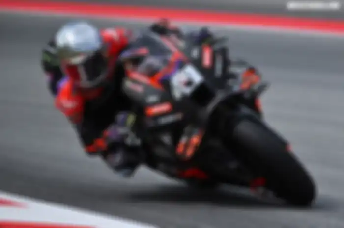 Aleix Espargaro memenangkan Sprint Race MotoGP Catalunya, Marc Marquez bikin penonton terpukau. 