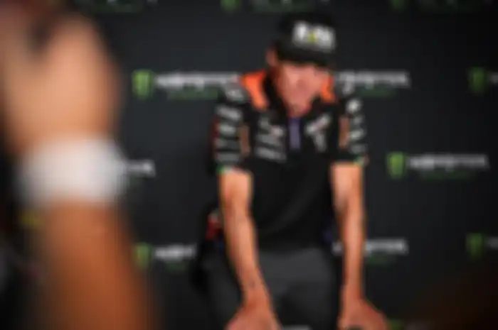 Aleix Espargaro umukan dirinya pensiun di akhir MotoGP 2024 terungkap ada 1 status yang tidak bakal hilang dari dirinya