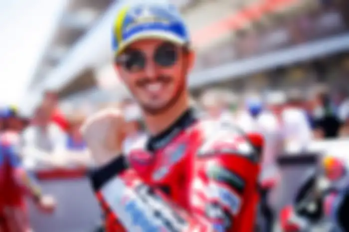 Fakta ada arti lebih dari Francesco Bagnaia gasak podium tertinggi MotoGP Catalunya 2024 bukan hanya stop kutukan tapi gerogoti rekor legenda MotoGP