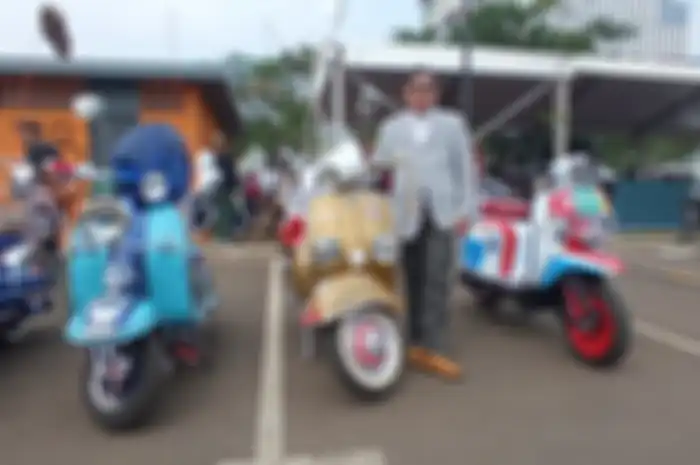 Kemeriahan Jakarta Mods Mayday 2024 di CIBIS Park, Jakarta Selatan, Minggu (26/5/2024). 